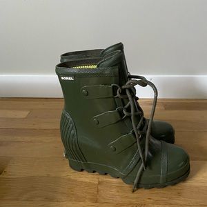 NEW&NEVER USED Sorel Wedge Rain Boots